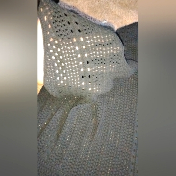 NWOT LOFT Crochet Peplum Tank MD - Picture 5 of 10